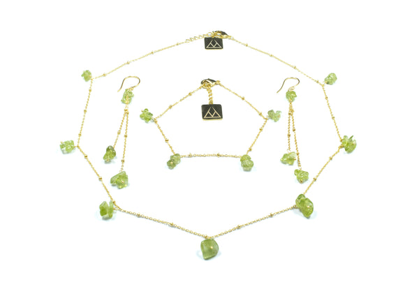 GOLDEN STAINLESS STEEL SET WITH PERIDOT